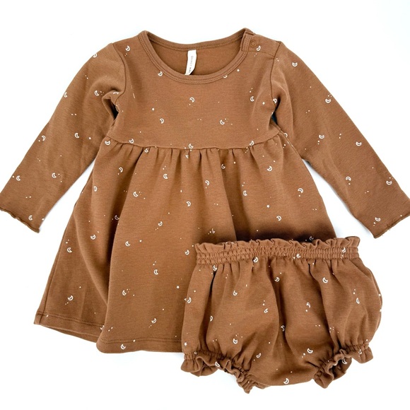 Quincy Mae Other - Quincy Mae Baby Girl Brown Moon Stars Dress Bloomers 12-18 Months